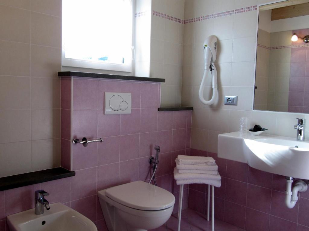 Affittacamere Famiglia Ceschini Tesero Quarto foto